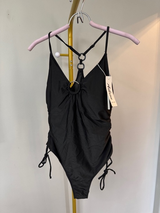 airbrou Other - Airbrou Black One-Piece Swimsuit with Ring Detail NWT XL